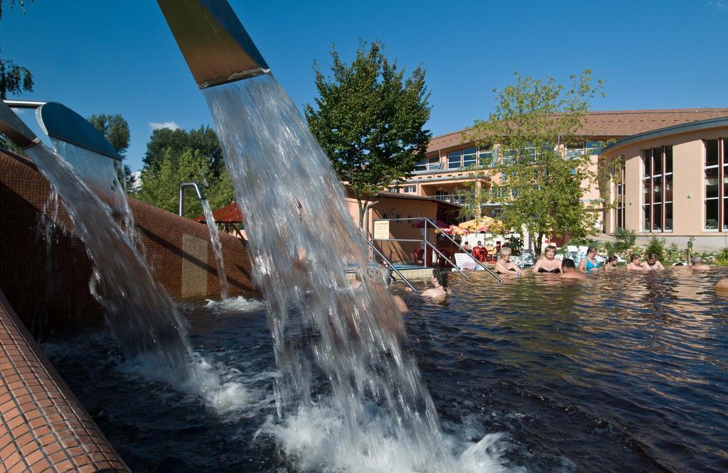 Martfu Hotel Thermal Spa Eksteriør billede